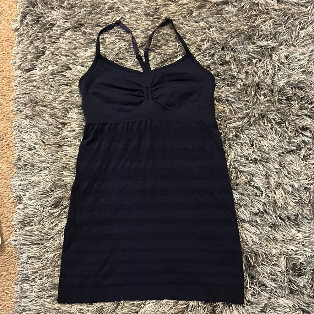 Lululemon Ebb & Flow Navy Tank Top Workout Shirt Size 6